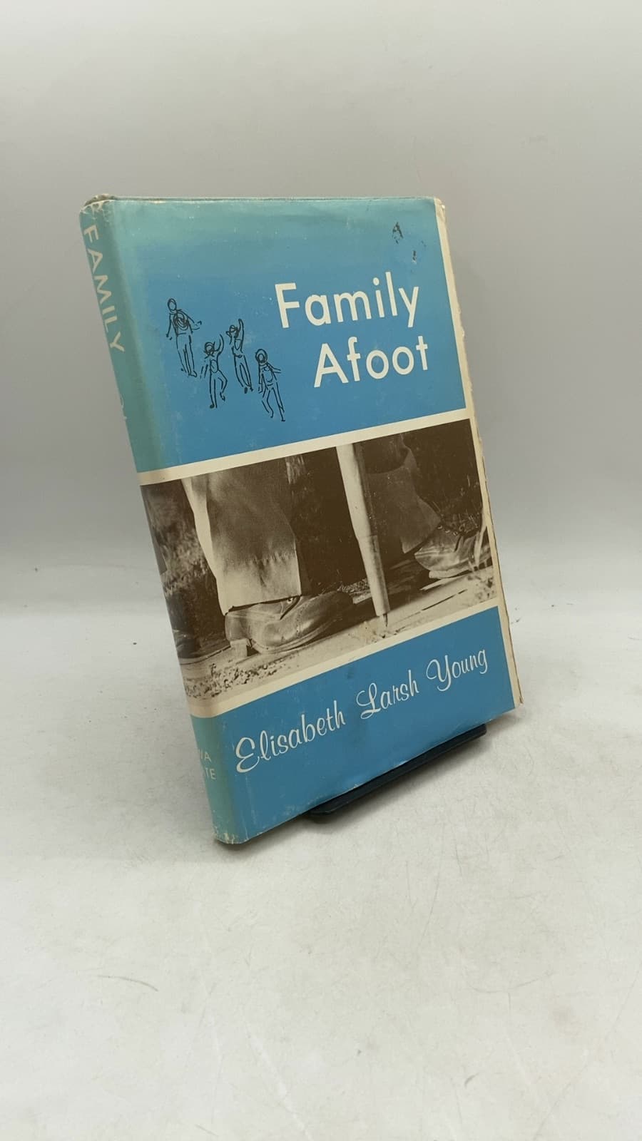 Family Afoot by Elisabeth Larsh Young - front cover