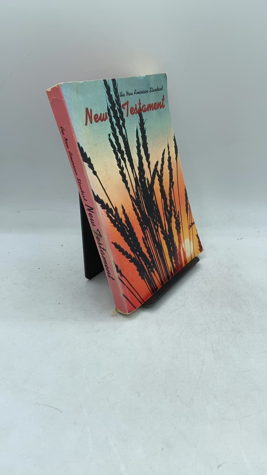 New American Standard New Testament: Text Edition - front cover
