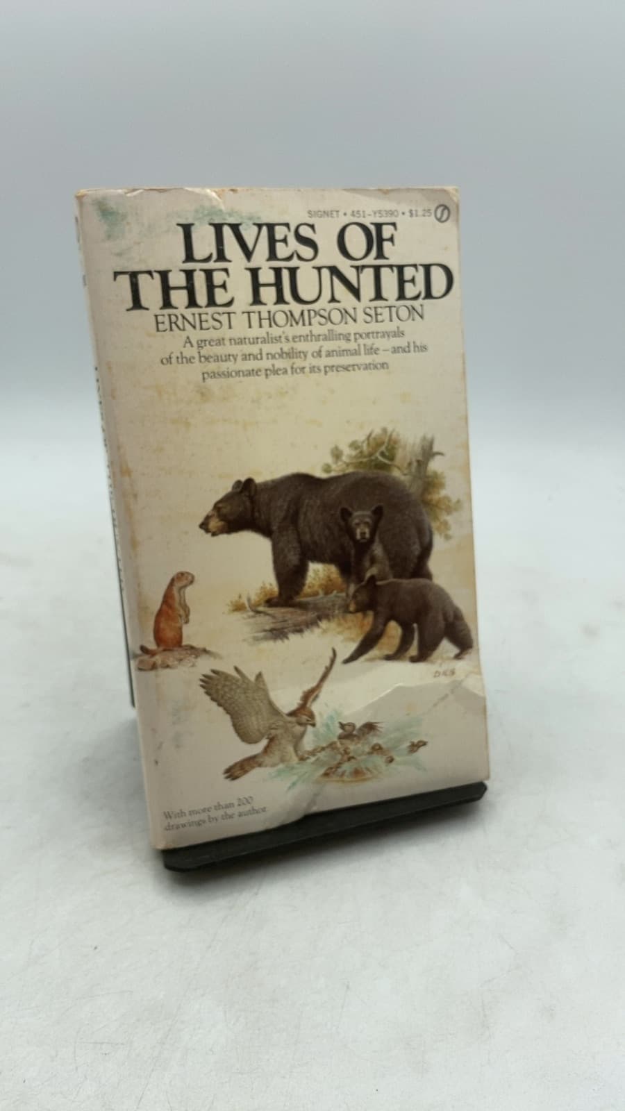 Lives OF THE Hunted by Ernest Thompson Seton - front cover