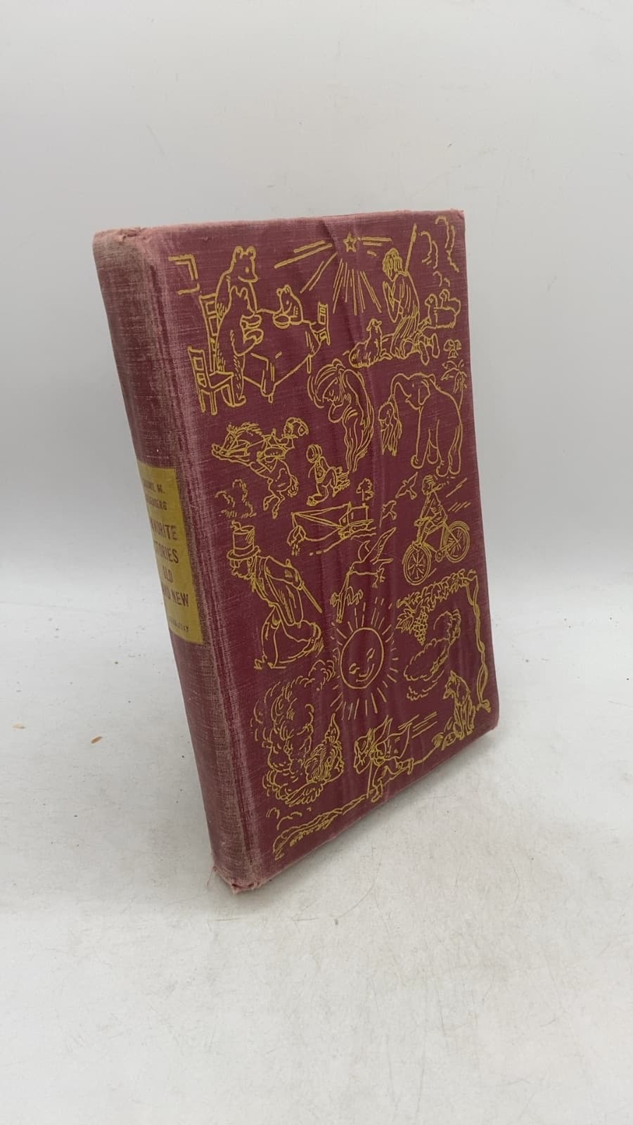 Favorite Stories Old and New by Sidonie Matsner Gruenberg - front cover