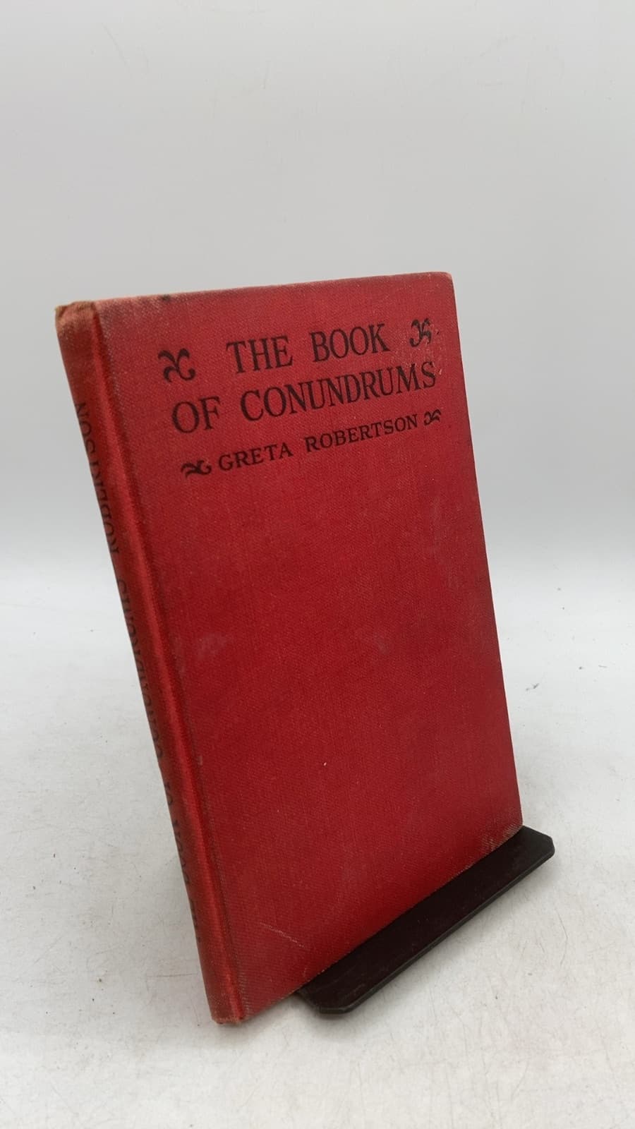 THE Book OF Conundrums by Greta Robertson - front cover