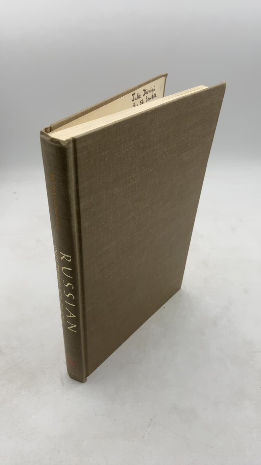 Russian Intermediate Reader by Igor S. Mihalchenko - front cover