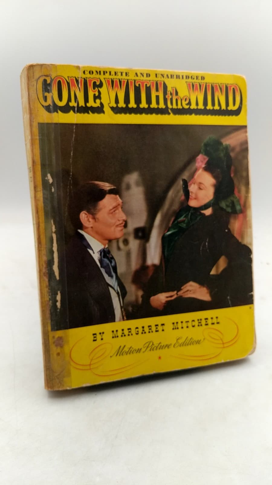 Gone With the Wind: Motion Picture Edition by Margaret Mitchell - front cover