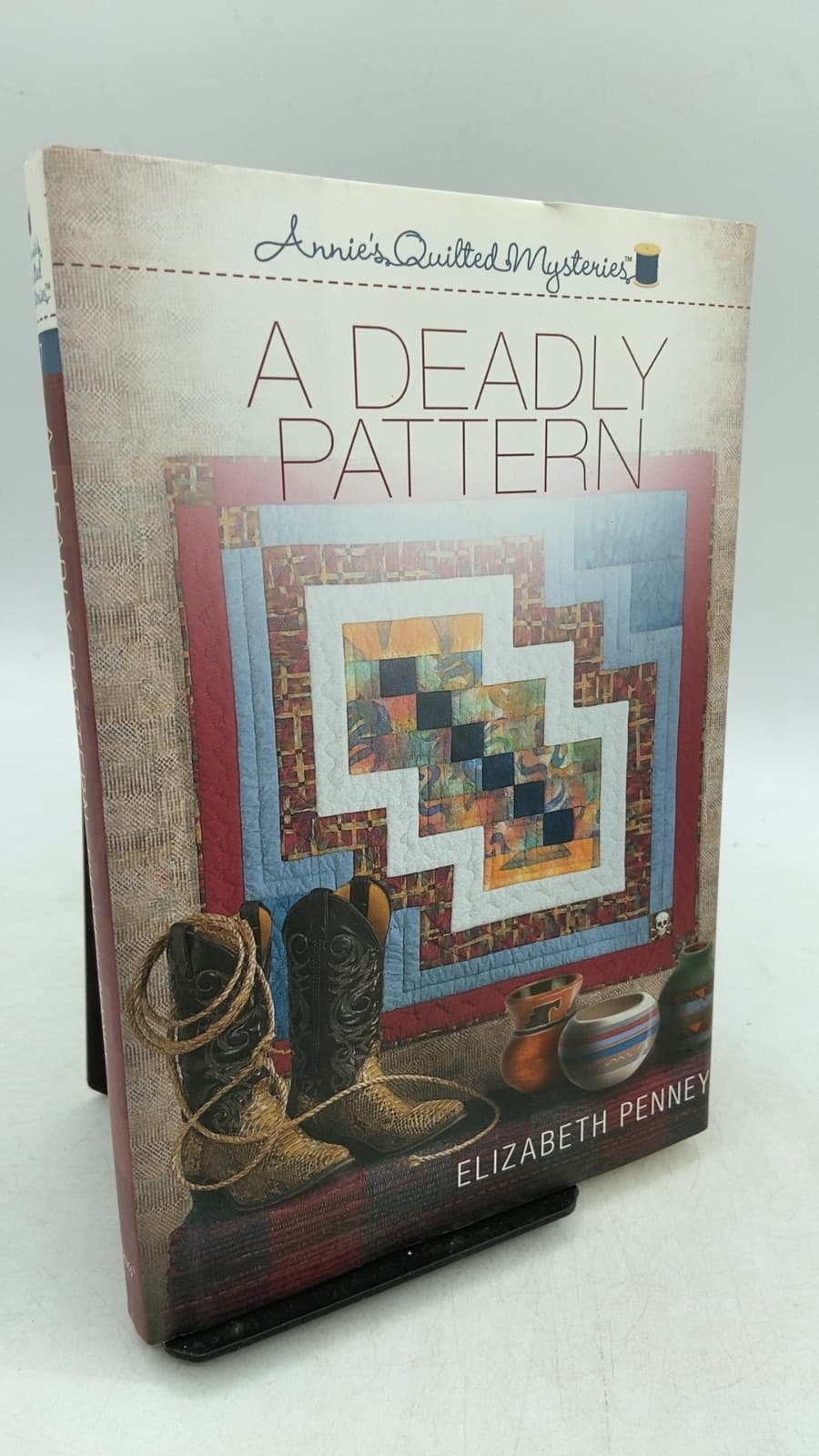 A Deadly Pattern by Elizabeth Penney - front cover